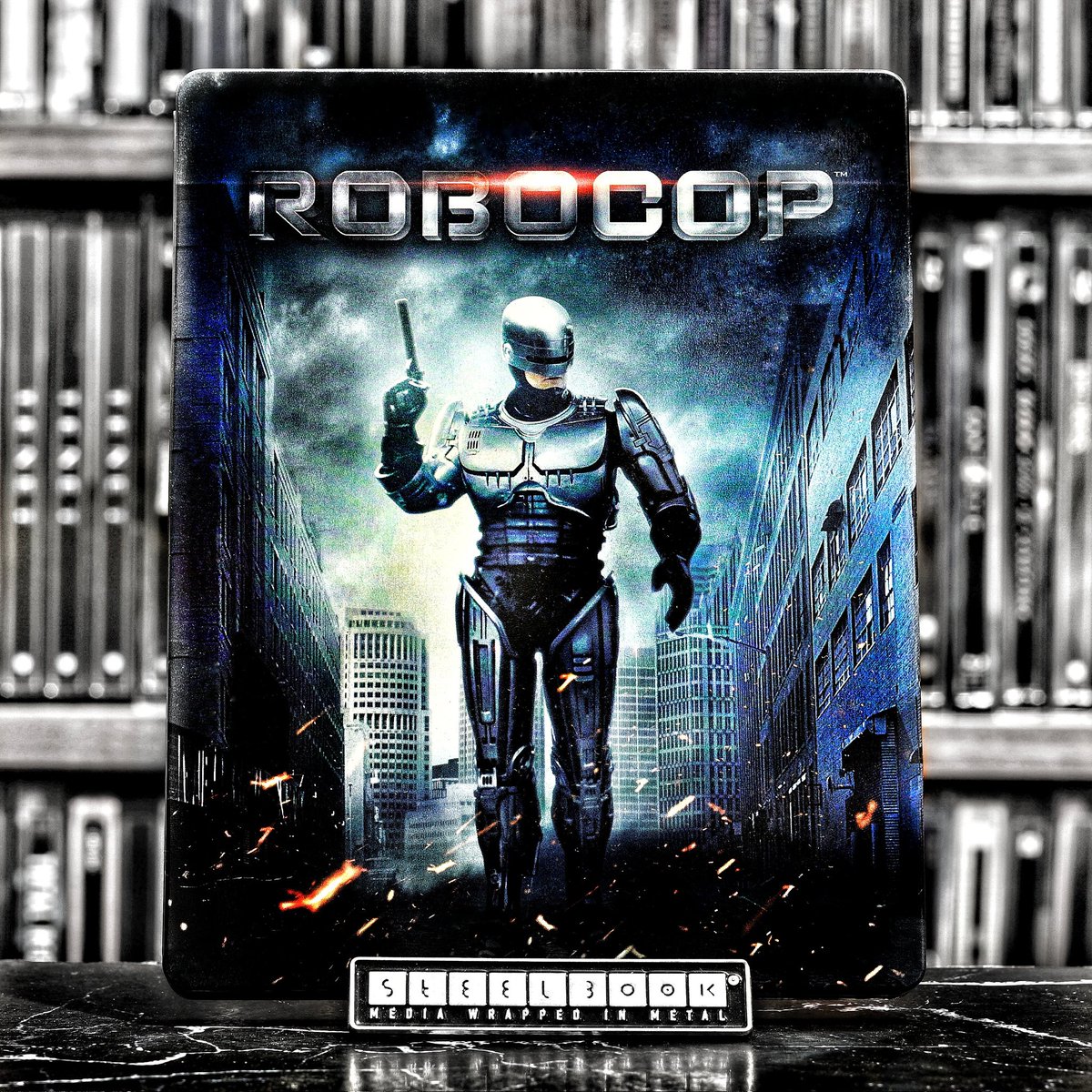 Robocop

Original vs Remake

#robocop #robocop2014 #alexmurphy #cyborg #futurecop #cybernetic #steelbook #bluray #collection #cinephile #steelbookcollector #reboot #bluraycollector #physicalmedia #bluraycollection #steelbookjunkie #movienerd #remake #bluraycommunity