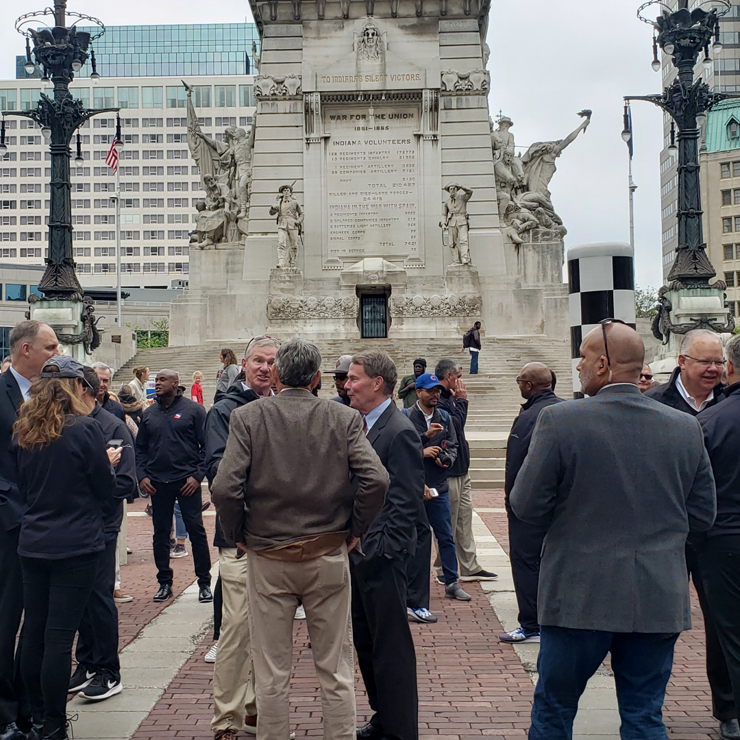 STARFinancial's tweet photo. Each year gets better and better! Thrilled to partner with the @500Festival in sponsorship of the 2022 Kickoff to May event on Monument Circle. Thank you to our distinguished guests and everyone who contributed to a wonderful day! #MayKickoff https://t.co/wjudd7ROqe