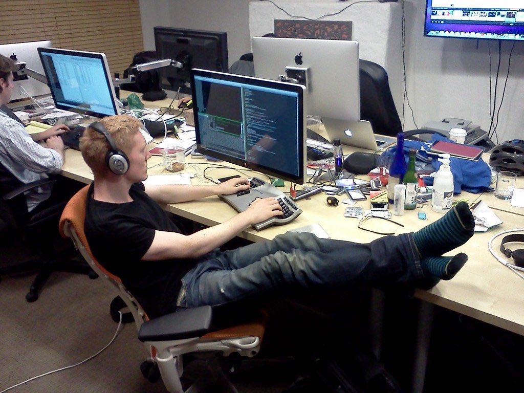 rbranson's tweet photo. the new cohort will never know the glory of the 2010s https://t.co/EC9wpYph6Q
