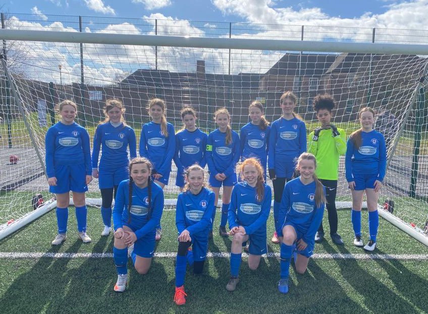 glossopfootball's tweet photo. Countdown starts to the #under13 @Manchester_FA County Cup Final next Saturday ! 

🆚 @IrlamJFCGirls 
🏆 @Manchester_FA 🏆 
🏟 @AvroFC 
🚗 OL8 3JH 
📅 Saturday 14th May 
⏰ 10am
🎟 £4/£2

#HillGirls #Bestwecanbe #VivaGNE 

🔵⚪️⚽️ https://t.co/lVpgYVQGCy