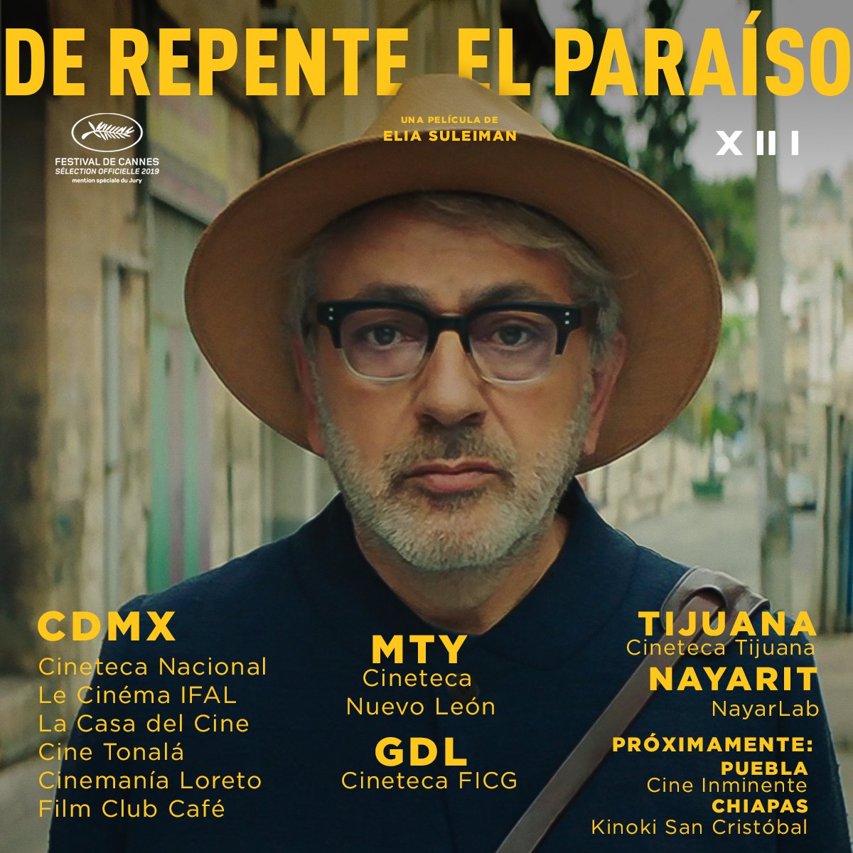 InteriorXIII's tweet photo. Un viajero que busca financiamiento para su nueva película es testigo de cómo el mundo se desborda. 
🧳✈️

𝐃𝐄 𝐑𝐄𝐏𝐄𝐍𝐓𝐄, 𝐄𝐋 𝐏𝐀𝐑𝐀Í𝐒𝐎, de Elia Suleiman
✨¡Semana 2 de estreno!✨

En cines selectos de 🇲🇽❤️‍🔥 https://t.co/Au8QTn2xcg