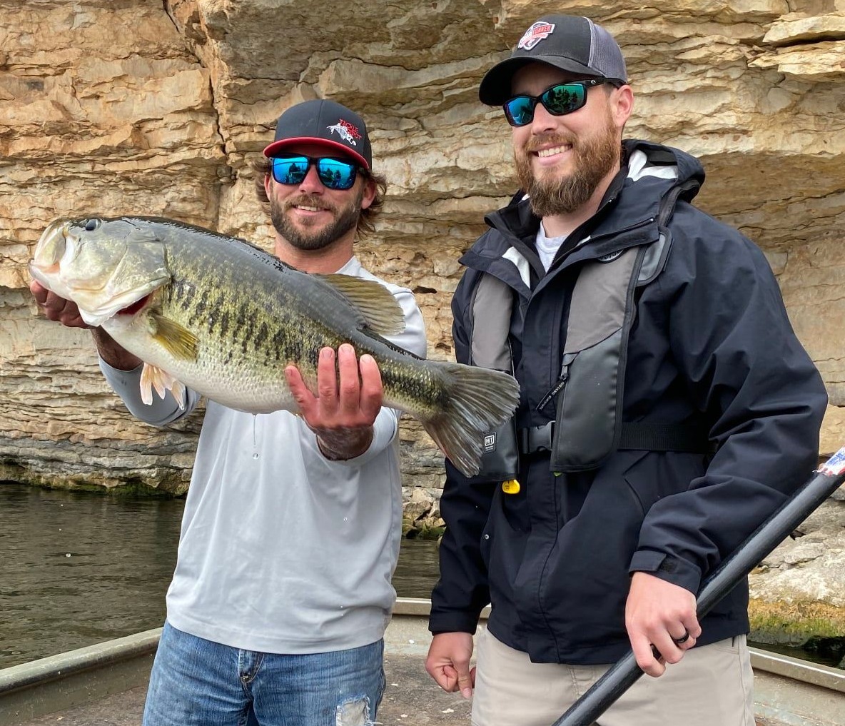 TPWDfish's tweet photo. This week Steven Davis, Randy Palmer and Montana Hand returned their Legacy Sharelunkers to Possum Kingdom. The fish were caught and donated to the Toyota ShareLunker Program. PK hasn't produced a Legacy Sharelunker since 1991.All three fish were pure Florida Largemouth Bass! https://t.co/CvqK6nopaq