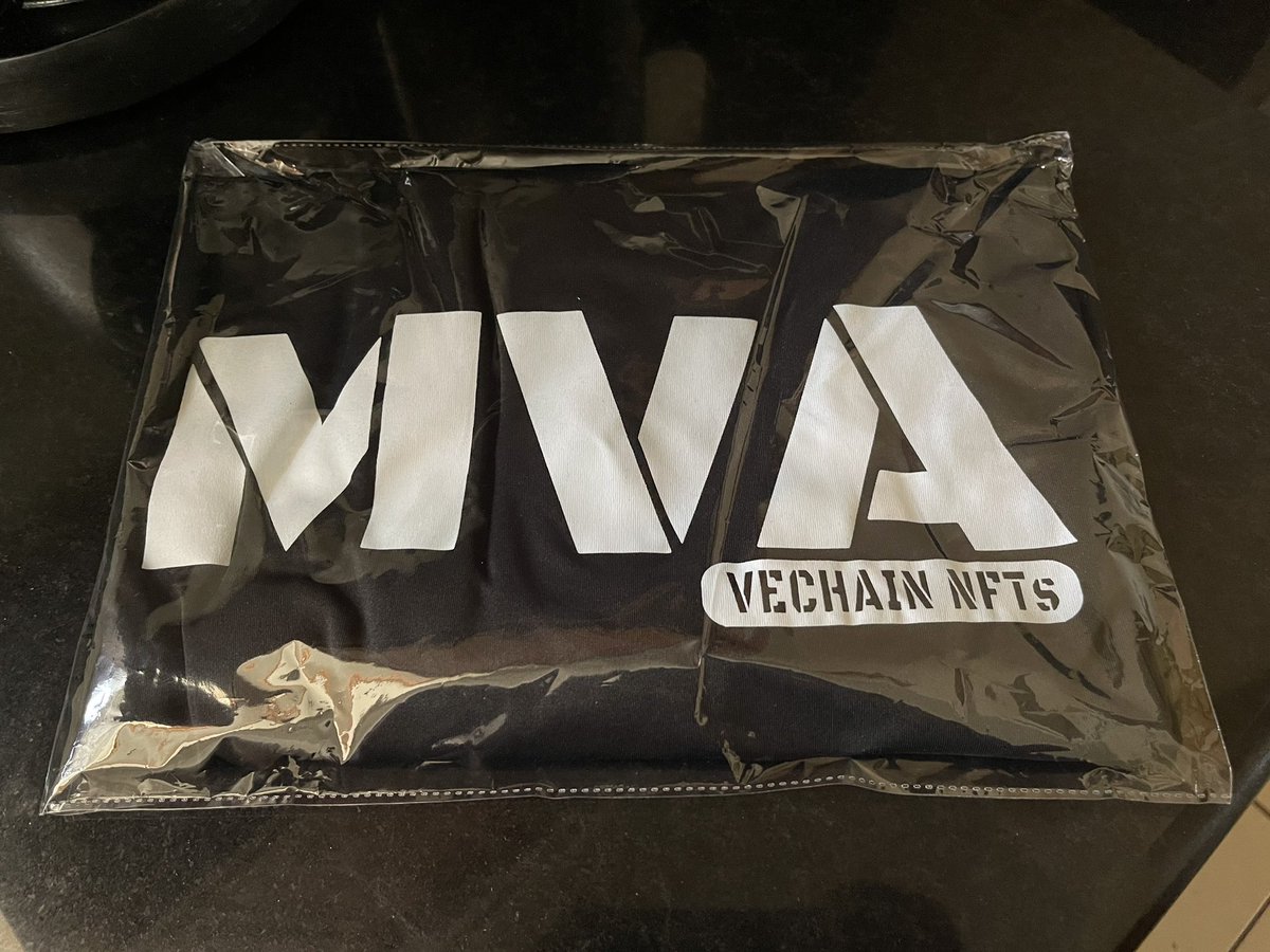 MrThiZZBot's tweet photo. This how my Friday starts!! Thanks @madv_apesnft Members onlyโฆ๐ฆ๐ฆ๐ฆ#VIPHOLDER #LFG #VNFT #VECHAIN #NFTCommunity #nftMerch #MVA ๐ช๐พ๐ช๐พ๐ช๐พ https://t.co/U9TjKezJHP