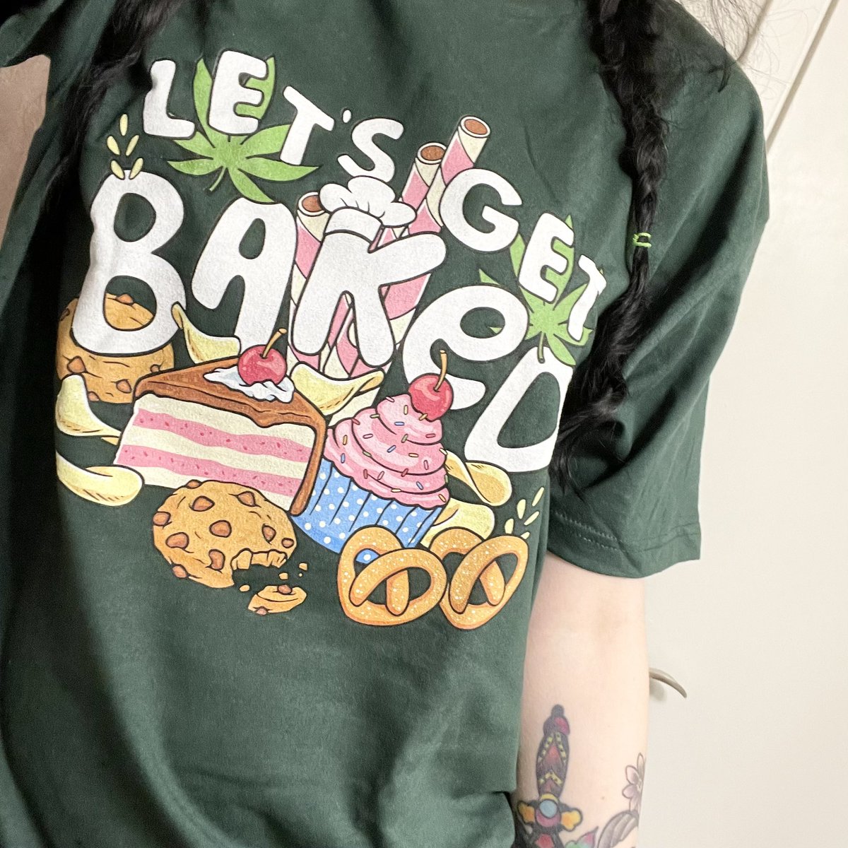 lilxbun's tweet photo. Wanna get baked? Shirts &amp; hoodies are now live in the apparel shop! https://t.co/tWYU87SHxQ https://t.co/bCPtuEw5wz