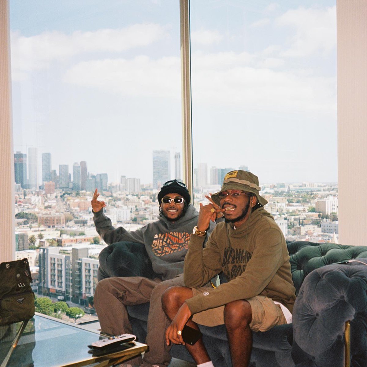 vennaldn's tweet photo. ‘Alpha Place’ by @Knucks out now! Executively produced by @Knucks &amp; myself 🤞🏾 https://t.co/kjv4Je7WZF