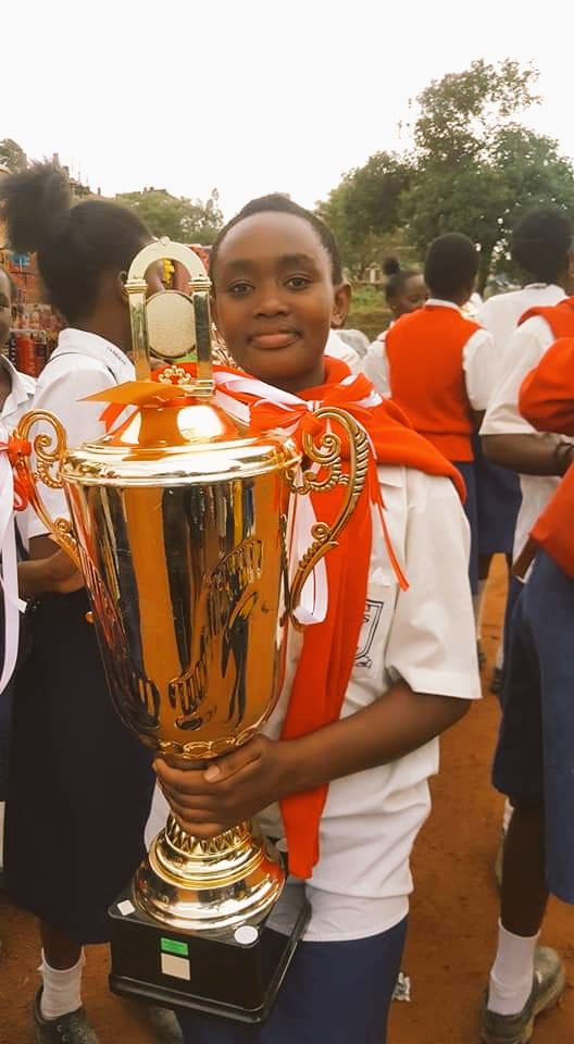 otiomweri's tweet photo. Imagine having such a huge trophy perched somewhere in your house to keep reminding you and your offsprings of your beautiful achievements. #BringBackCoCurricular https://t.co/1EZ92VyPQc