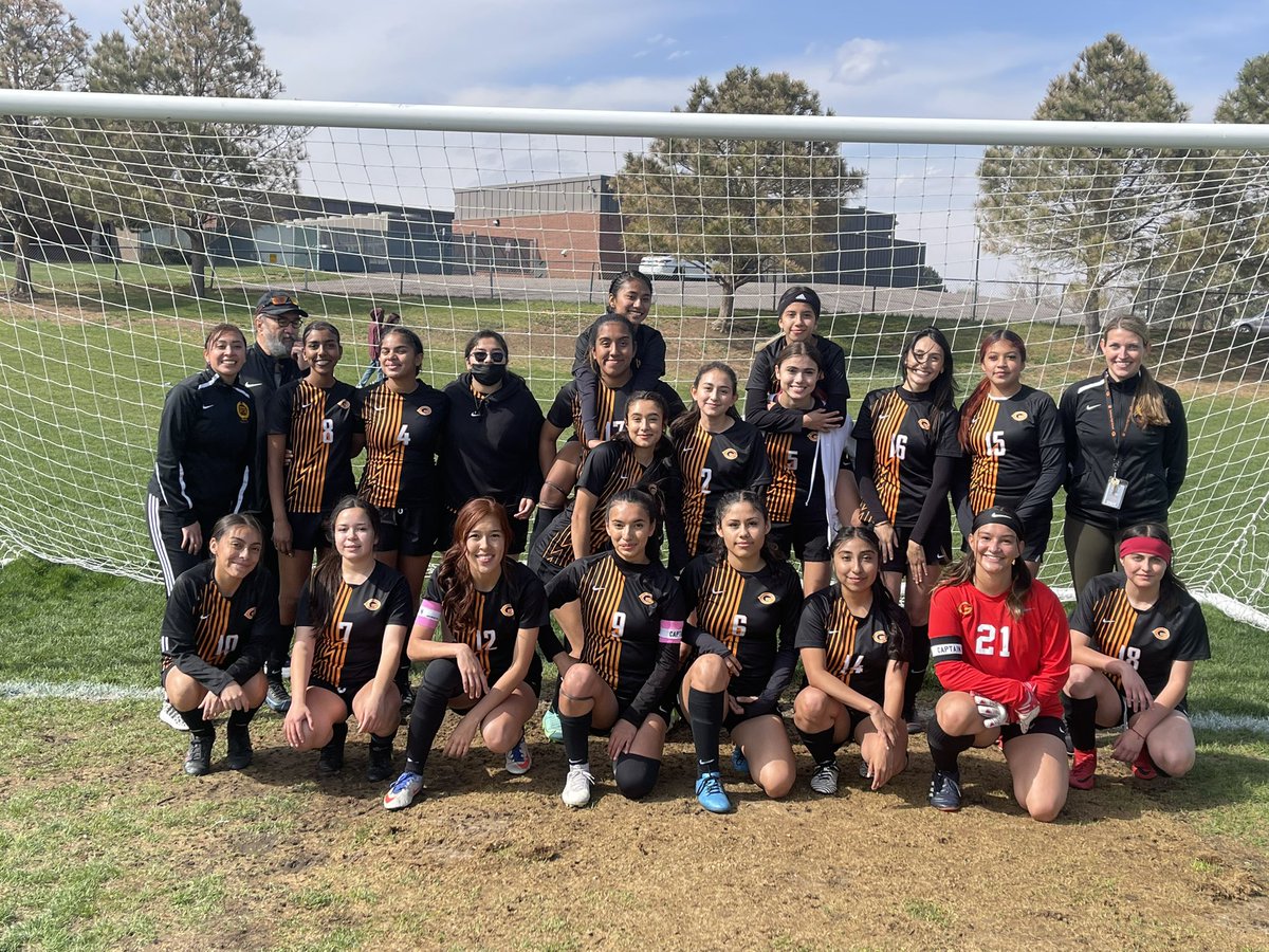 GatewayHSSoccer's tweet photo. Come join us for our last game of the season against Alameda! We are so proud of all the hard work this team has put in and how far this program has come! Kickoff at 4:30! https://t.co/zGDgrq0HEE