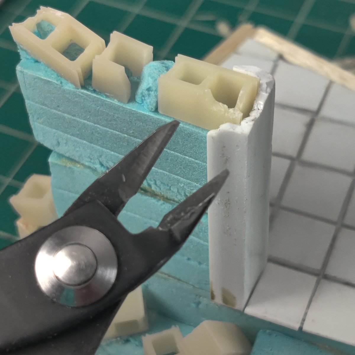 BrailleScale's tweet photo. "Fallujah's Hell House" Iraq, 2004 #workinprogress #135scale #3Dprinting https://t.co/n56oKN0tHk