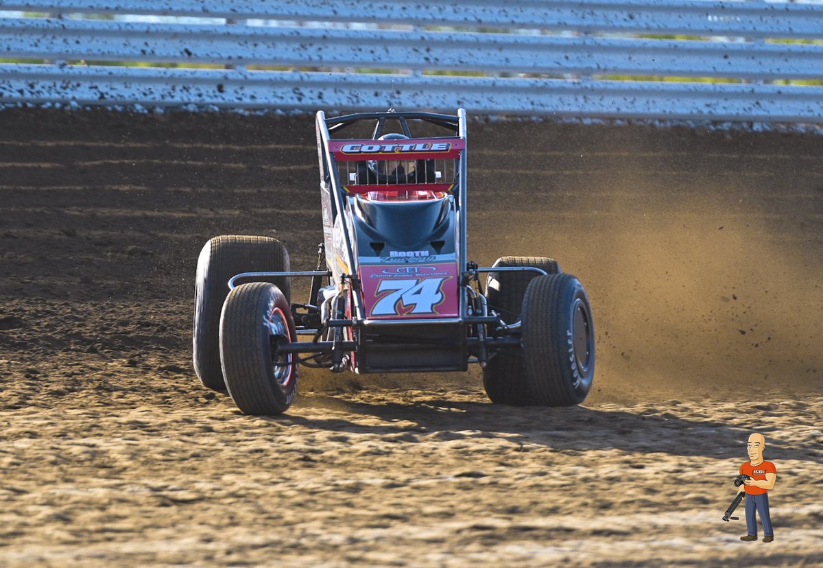 835films's tweet photo. Few @shanecottle2e in the Hodges Motorsports 74 at the @TerreHauteTrack. https://t.co/65mQ16SZKn