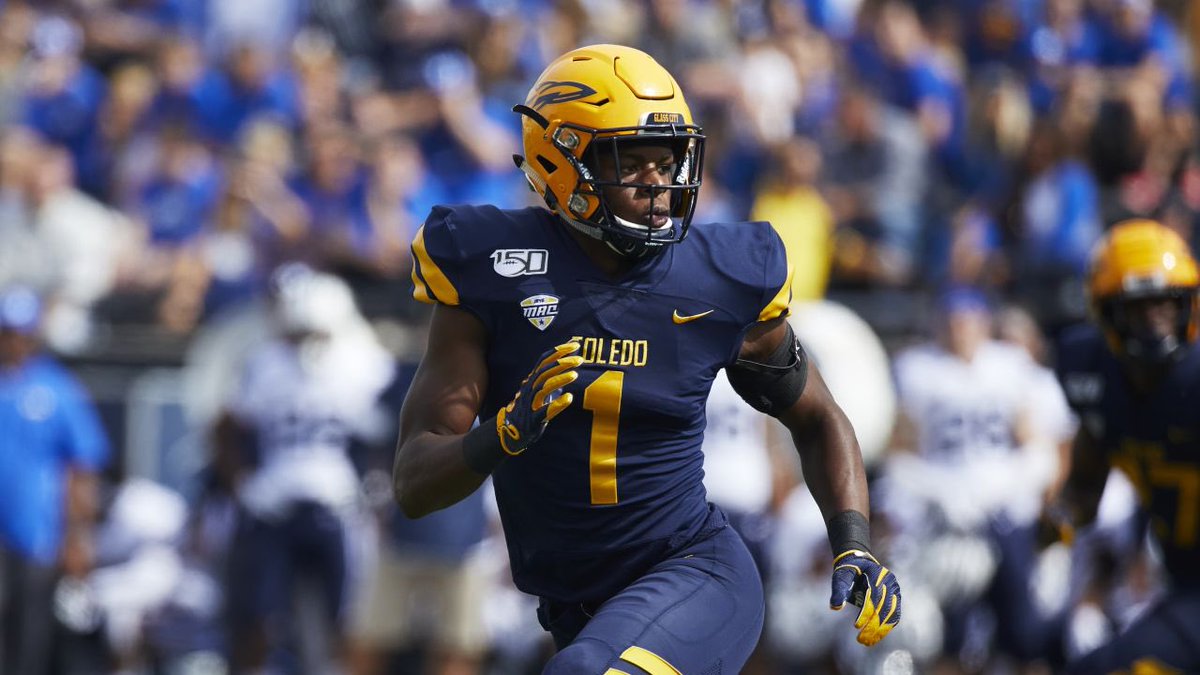 rjkelly20's tweet photo. Blessed to EARN an offer from Toledo🔵🟡🚀@ToledoQBs @ToledoFB @coachkstrong @coachyoung99 https://t.co/3J2QXzjkrY