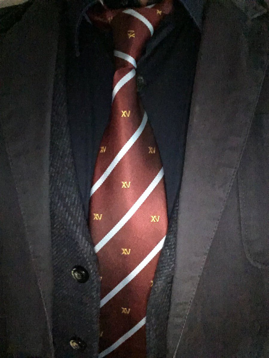 asifamhp's tweet photo. From (v little) boys to men✔️
#SmartBoyAMHP #PoshBoyAMHP
@ the v mighty @CampHillRugby #Clots end of season dinner/awards 🏉👏👏👏👏
*They r now nearly all taller than me 🙈😂��️ https://t.co/HUnraZp8iL
