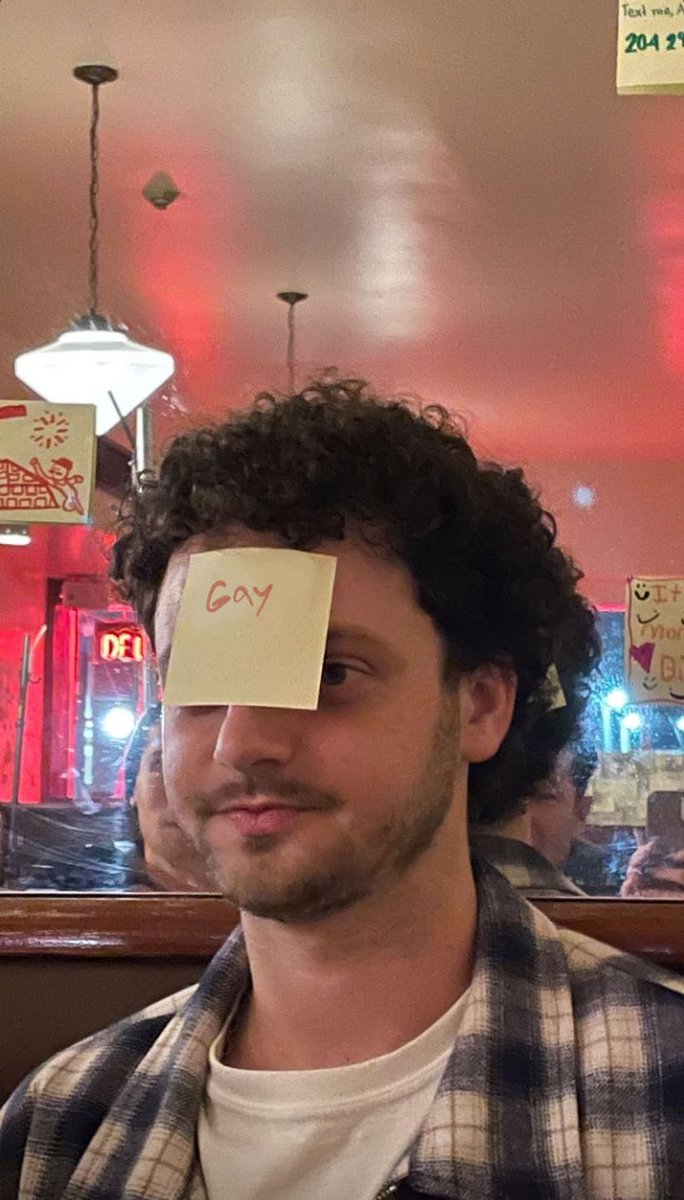 idk what happened to the first tweet but here he is again
<a href="/grandson/">grandson</a>