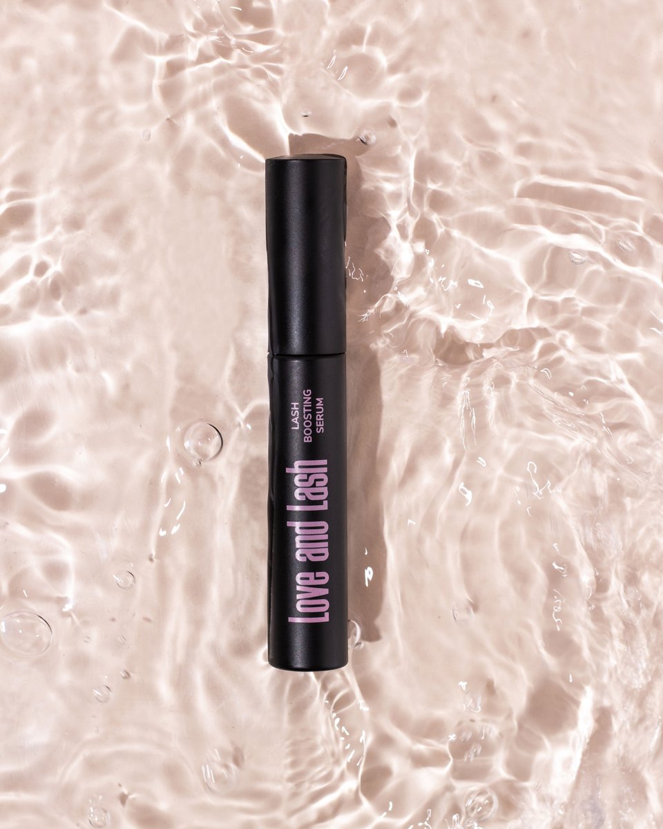 itsLoveAndLash's tweet photo. Shake it, swipe it, watch it do its work⚡️. Then say bye 👋 to dry, damaged, and short lashes 😌

#lashserum #lashgrowthserum #longerlashes #naturallashes #lashlift #healthylashes https://t.co/7RiYWB8SON