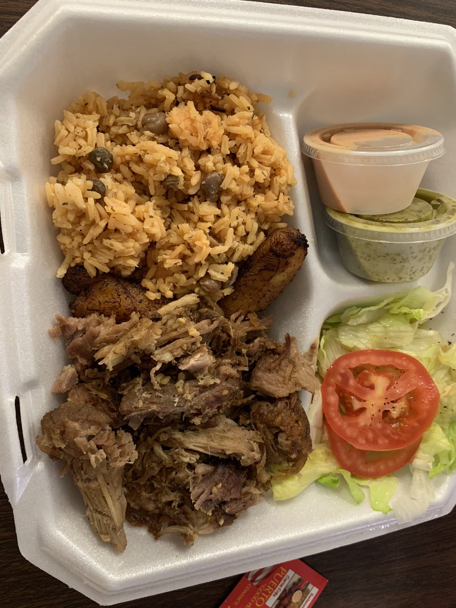 ReadWriteMrsJ's tweet photo. Teacher appreciation Friday π€€π€€π€€ #Pernil #PuertoRicanFood #ItWasSoGood #TeacherAppreciationWeek #TeacherAppreciationWeek2022 @NISDBoldt @SillerRosie @ChristinaEscar3 https://t.co/YDQGhp6qFD