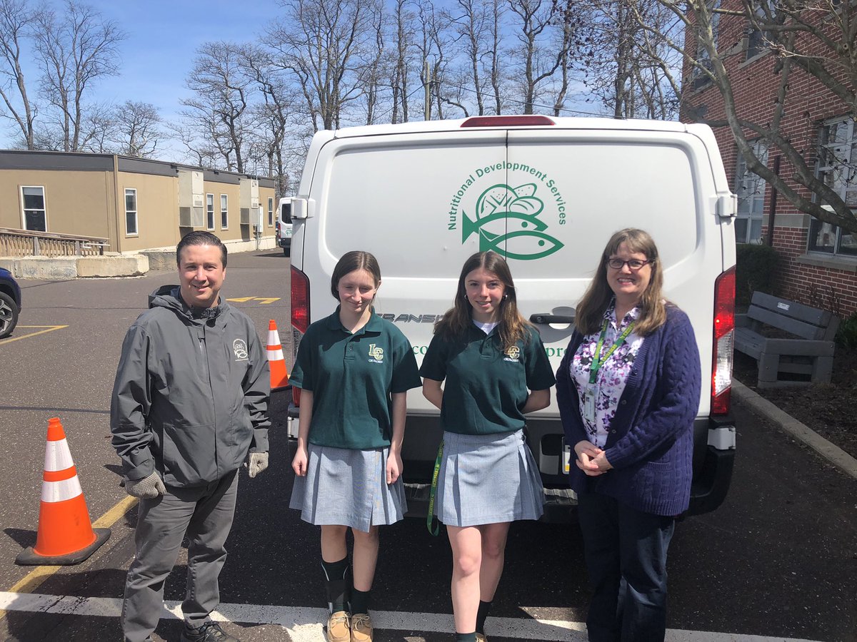 AOPS_Schools's tweet photo. 1/5 For over 35 years, @NDSCFP has hosted the Lenten food drive as a way to help fulfill the season’s call to almsgiving.  Schools throughout the Archdiocese of Philadelphia have been partners in this vital program over the years. https://t.co/n217C2POTA
