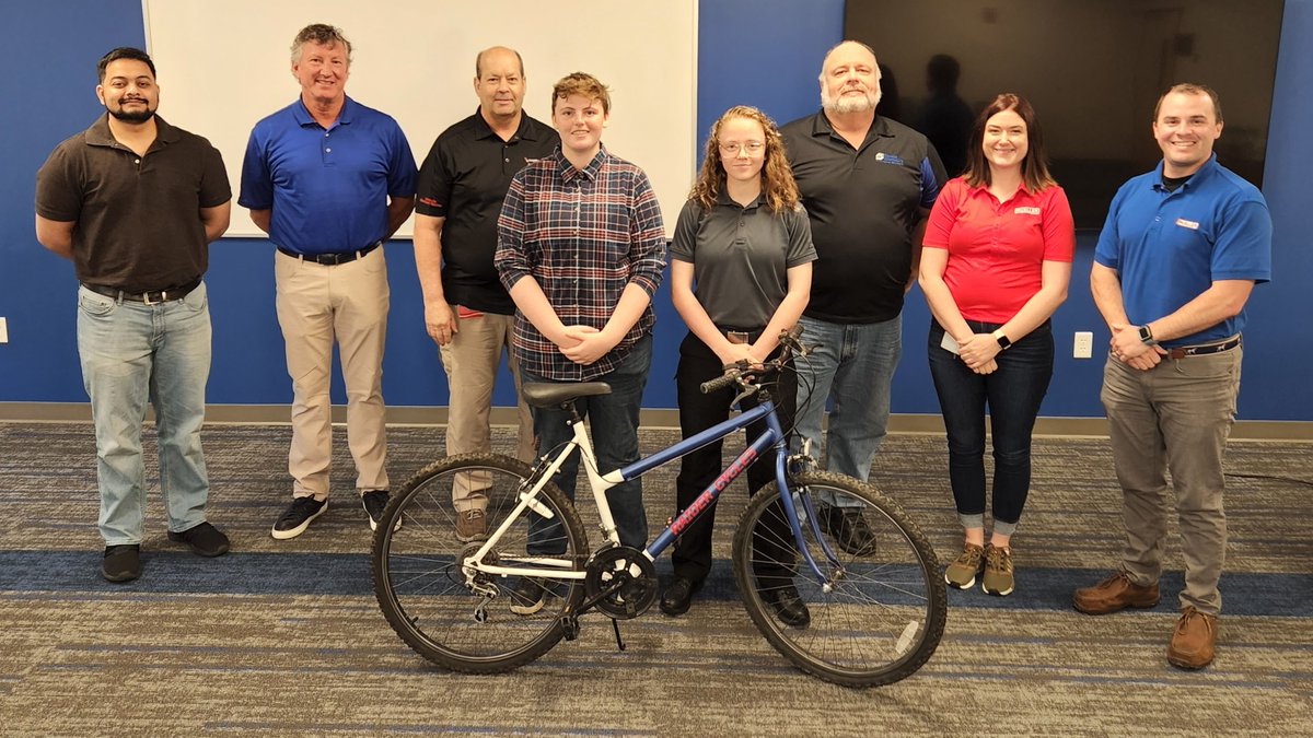 Gluckaneering's tweet photo. Our EDD class presented their humanitarian/sustainability projects to local Industry &amp; Business leaders in a "Shark Tank" event! The projects were critiqued, feedback was given, and 'investments' were made! Congrats to "Blue Raider Cycles" for earning the most investment! @CCSCTE https://t.co/sNUptdvOU2