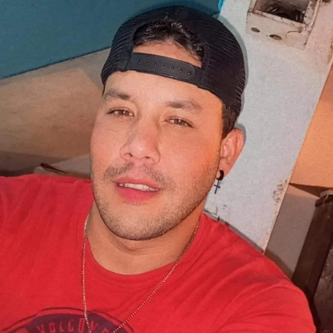 Alexoficialk's tweet photo. Volví 🤟🏻 te diré algo no es un día más es un #dia menos 👉🏻👂🏻 https://t.co/GUlagF9ekm