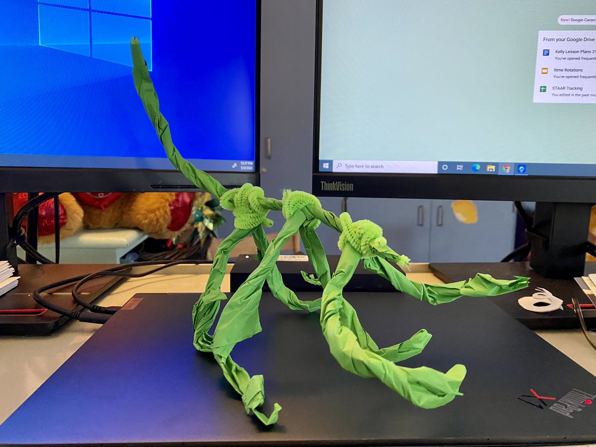 khapa79's tweet photo. Student creation! 😍 #thirdgrade #create @Abbett_AllStars #Friyay https://t.co/EsDPNjbiEW
