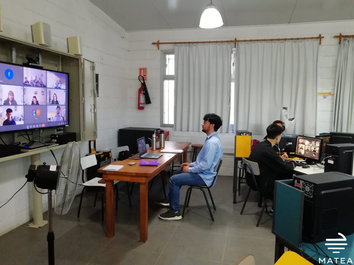 MateaSocial's tweet photo. @endavalatam  realizó un taller para los chiquilines del curso de desarrollo de #software de Matea sobre “Trayectorias en Tecnología”. 

Trabajamos en conjunto, sumamos miradas con el objetivo de acompañar el desarrollo de los jóvenes en tecnología. https://t.co/Z9GvpfhHgS