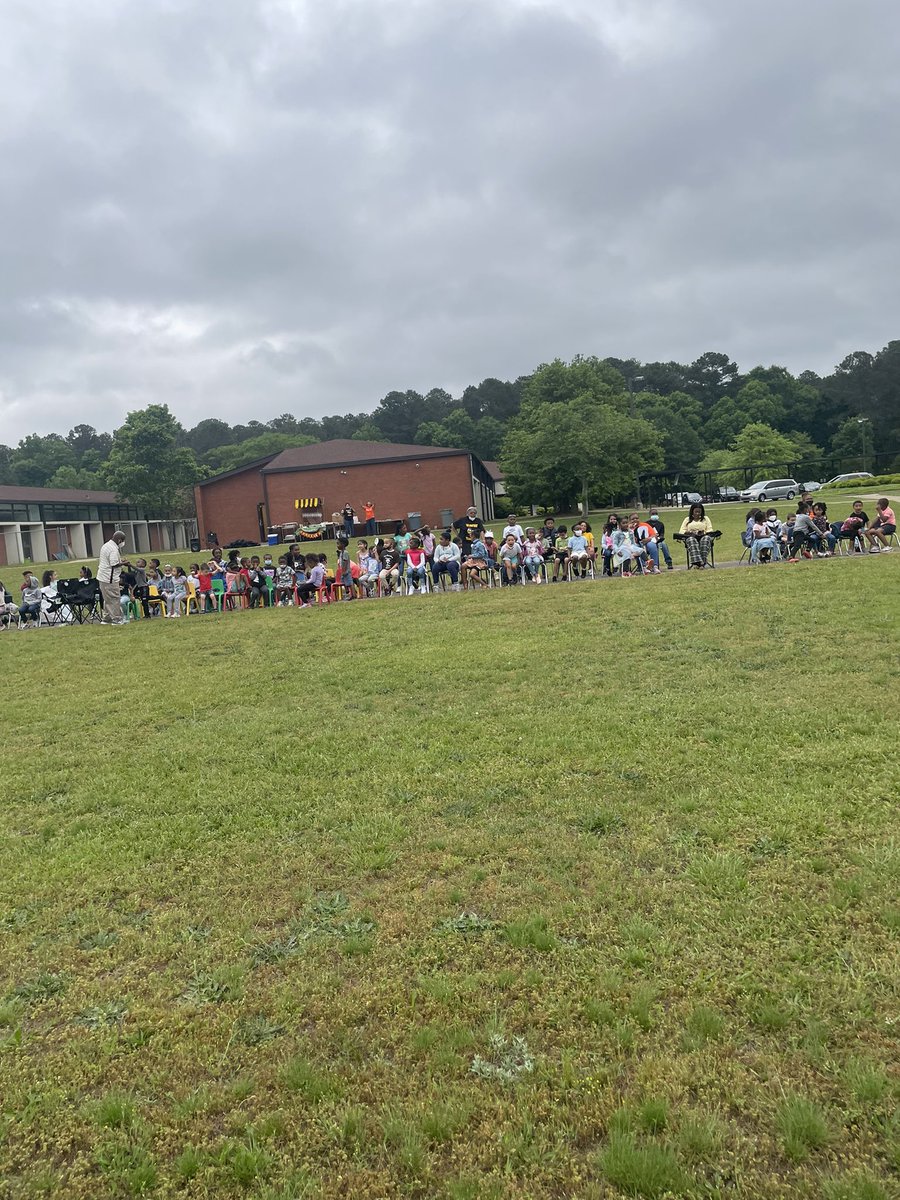 #SesstaffAppreciation#SESSuperBowlXXI Team Honeybees