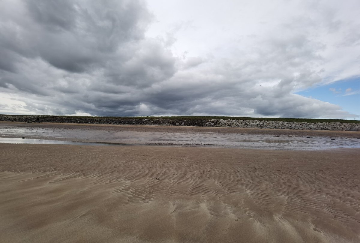BlairDurno's tweet photo. Happy Girl. #Huawei #HuaweiP40Pro #CapturedOnHuawei #LoveMyHuawei #MyHuaweiMoment #HuaweiCommunity #Arbroath #VisitAngus #VisitScotland @HuaweiMobile @HuaweiMobileUK @Visit_Angus @VisitScotland https://t.co/qVJAq8gBtZ