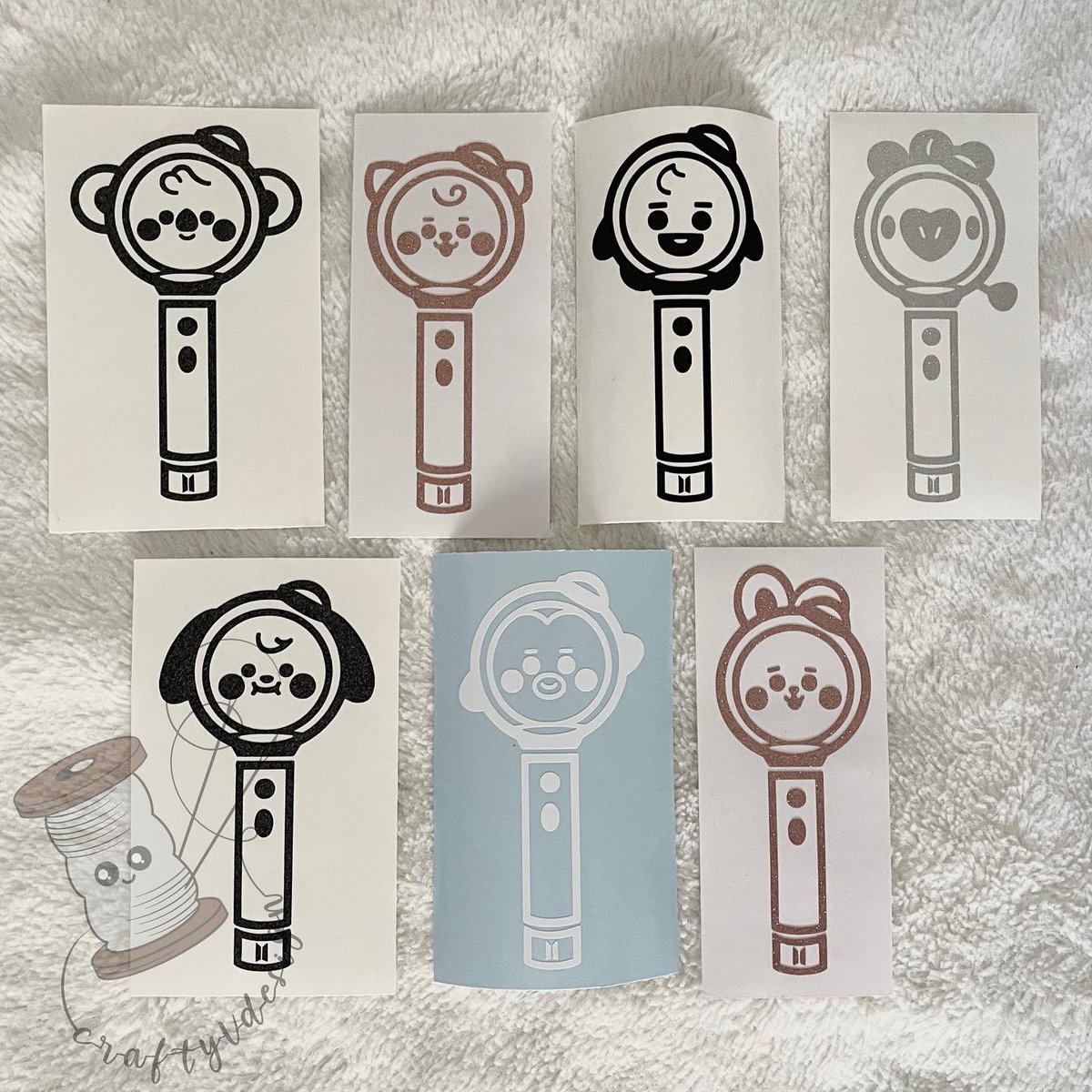 curatorseokjin's tweet photo. Hiii! I just dropped a few new items on my shop if you would like to check them out on IG @/craftyvdesign 😊💜
Items include: apparel, vinyl decals, and stickers! ✨
#btsmerch #kpopmerch #btssale #btsfanmade #btsapparel #btsdesign #bts #btsarmy https://t.co/Ni9W6ftlQa