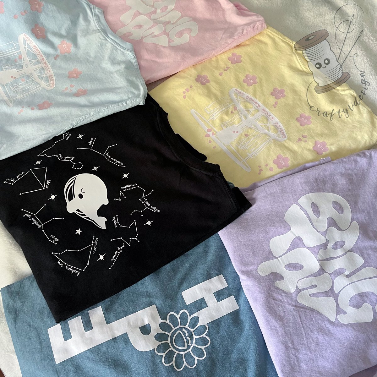 curatorseokjin's tweet photo. Hiii! I just dropped a few new items on my shop if you would like to check them out on IG @/craftyvdesign 😊💜
Items include: apparel, vinyl decals, and stickers! ✨
#btsmerch #kpopmerch #btssale #btsfanmade #btsapparel #btsdesign #bts #btsarmy https://t.co/Ni9W6ftlQa