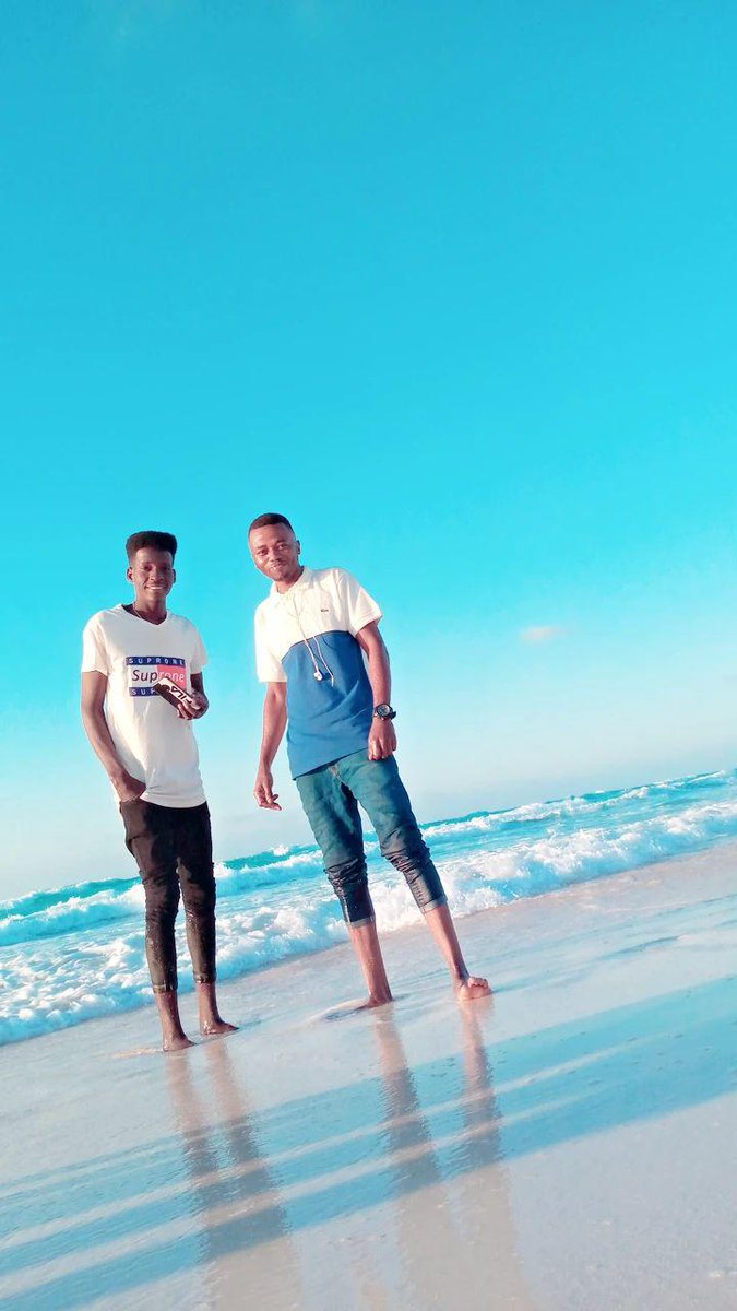 الصحبة الصالحة رزق  💜💜☺️