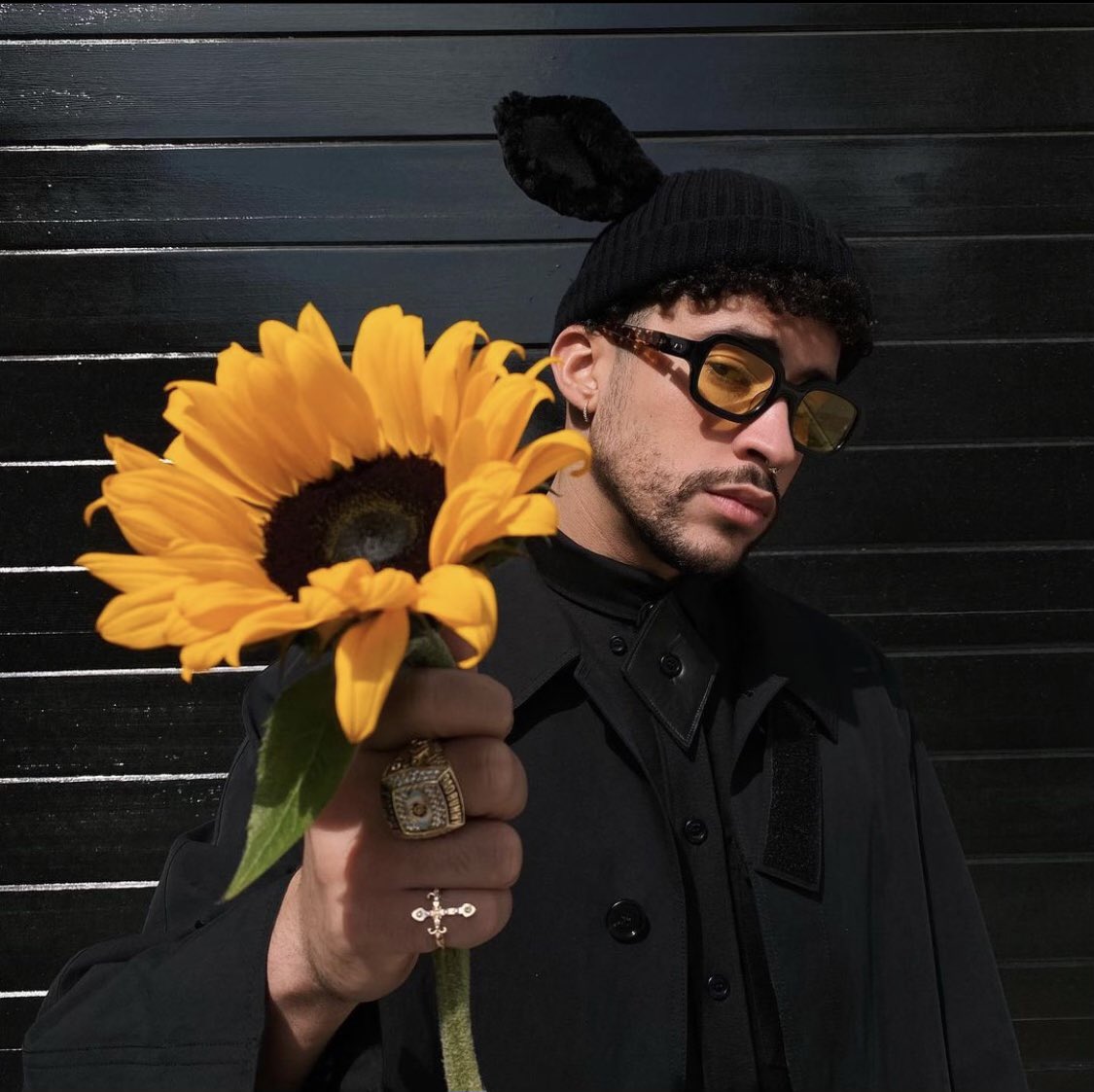 Viva_Tamales's tweet photo. Attention all Vegas locals! I will be in Vegas Saturday and Sunday selling flowers for your momma and yo baby momma. I will be here Saturday from 9am-8pm and Sunday from 8am-3pm. Sunflowers are $6 per bunch (5 suns in one bunch) or $5 if you retweet
More info below 🫡🫡 https://t.co/MRFJhLasmm