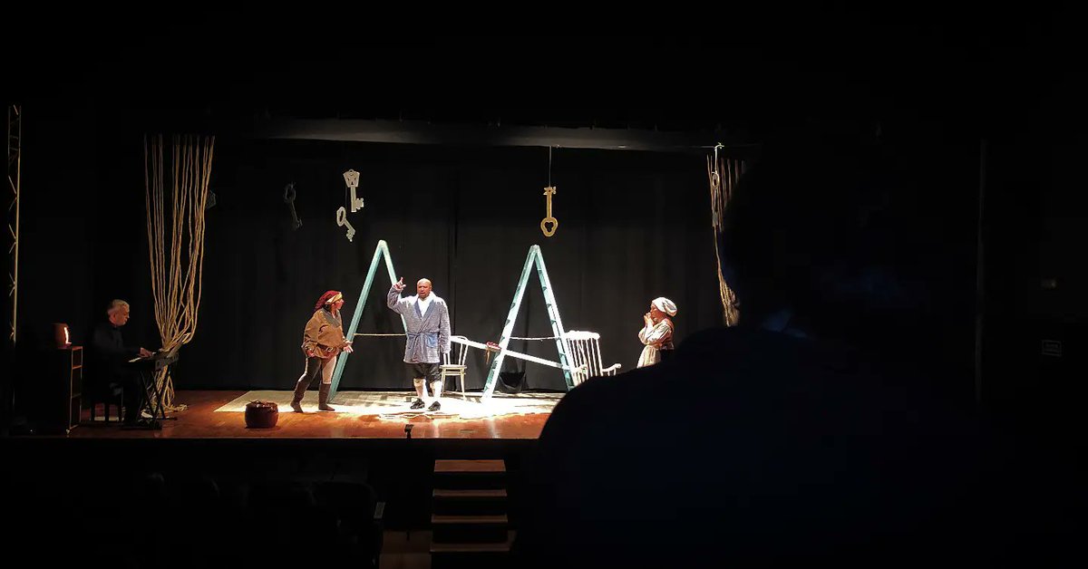 CovenantAV's tweet photo. Güei, 🎭 teatru en Nava: #lasiervapatrona de @nuntristeatro
y
➡️ Conferencia en Xixón
@La_Cultural_
.
Prestoso vienres! 😊
.
#teatru #asturianu #video #cultura #asturies #asturias #ursamini46k #bmpcc6k #tascam #canonlenses https://t.co/yg1IjZNW4I