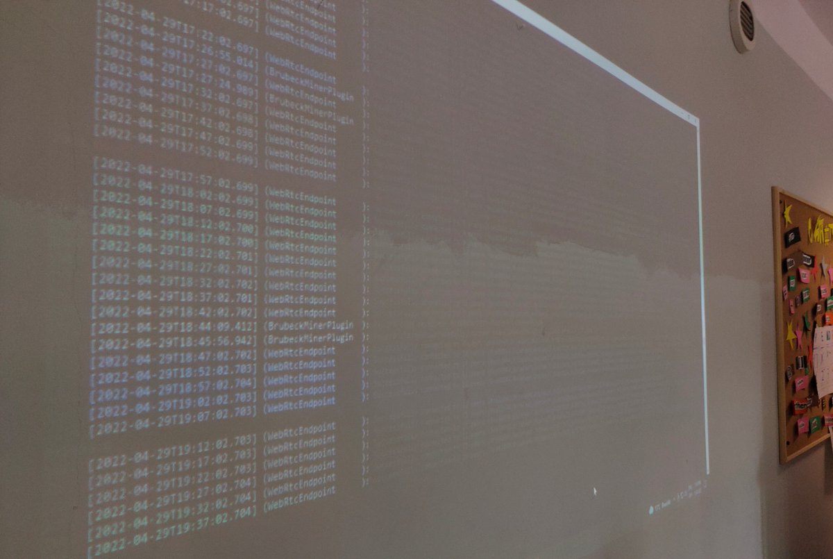 EnvyPL's tweet photo. And here is my Miscellaneous node, Can it be any better than teaching my students about @Streamr nodes during our ICT lesson in an international school with kids from all over the glob. They loved the green lines #BrubeckMainnet #StreamrNodeContest https://t.co/ZXzZqoavEQ