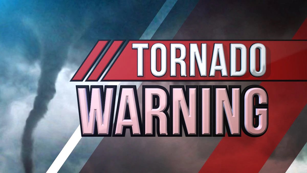 UnionRoadVFD's tweet photo. ALERT: Gaston Co is currently under a tornado watch until 2000 hrs. Be aware of possible rapidly changing weather conditions. Have several ways to be alerted to possible tornados. @wxbrad #URVFD https://t.co/1IDg7wap89