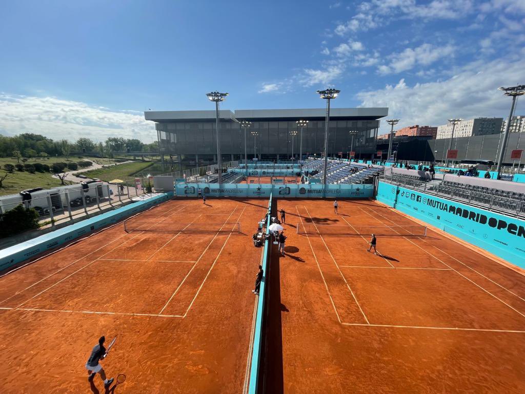 _gravitymedia's tweet photo. >> WORK

Who will lift the trophy this weekend at the @MutuaMadridOpen? Gravity Media is on site capturing the action from this year’s tennis tournament – tune in now! 

@ATPMedia #CaptureCraftCreate #MMOPEN #ATP #ThisIsTennis #HostBroadcast #Flypack #Broadcasting #LiveSports https://t.co/xAvYshQxre