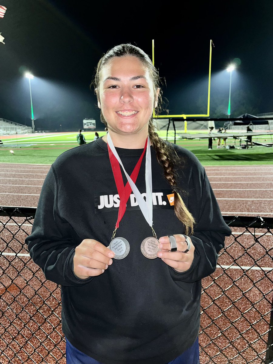 Congrats to <a href="/ChenaultKyndal/">Kyndal Chenault</a> who qualified for the sectional championships in the shot and discus and Garrett Tunks who qualified in the high jump. The triple jump and running events take place tonight.