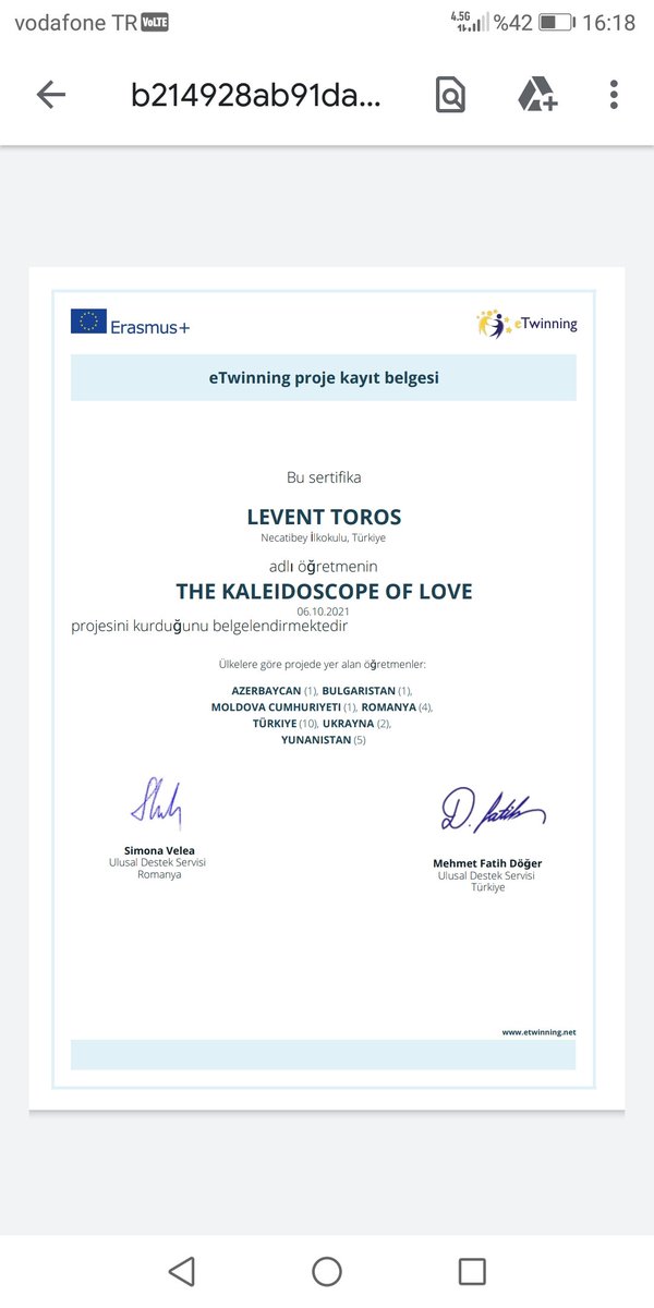 leetoros's tweet photo. Kuruculuğunu Romanya'dan öğretmen arkadaşım Simona ile yaptığımız eTwinning Uluslararası 7 ülkeden 24 öğretmenin katıldığı "The Kaleidoscope Of Love" projemizi tamamlıyoruz. Emeği geçen herkese teşekkürler. @kocakysr @_muratsert_ @erlyildirim @AdanaMem https://t.co/cBP9SsqV20