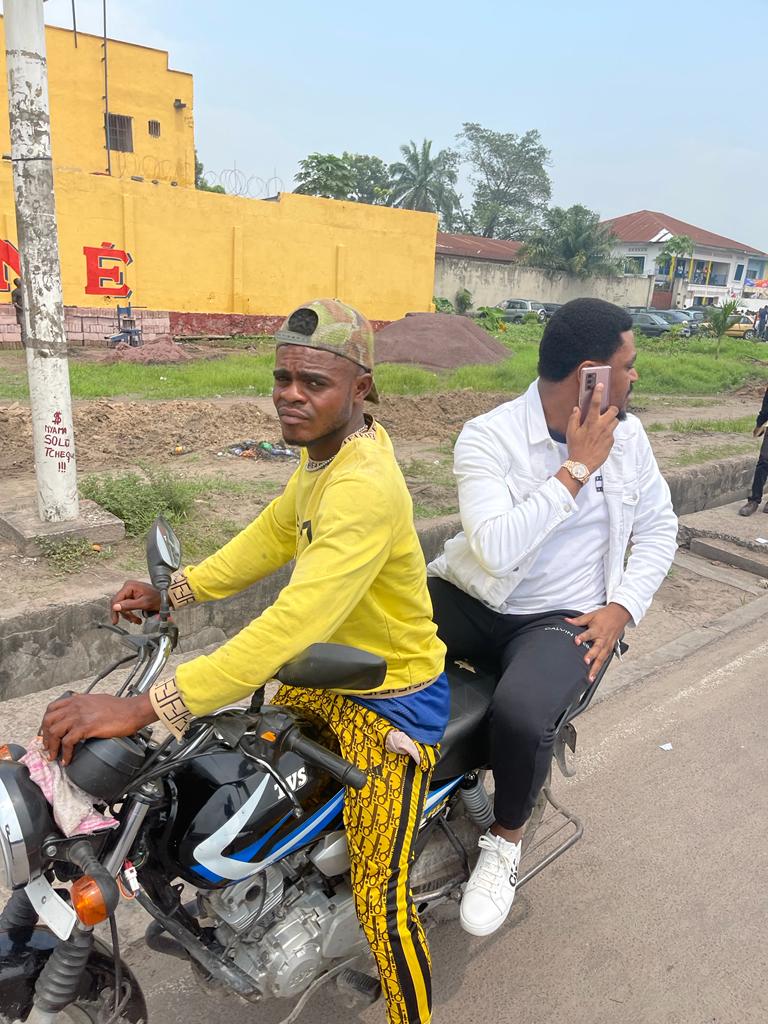 JClaverDJC's tweet photo. #Kinshasa: Nous avons répondu à l'appel du bloc patriotique de ce jour, pour exiger la dépolitisation de la CENi , notamment le consensus sur les réformes électorales.
Paul Ramazani Muluta, initiateur du #COJENA et Rapporteur de la ligue des Jeunes du PPRD. @pprdofficiel https://t.co/aFpB53Rua6