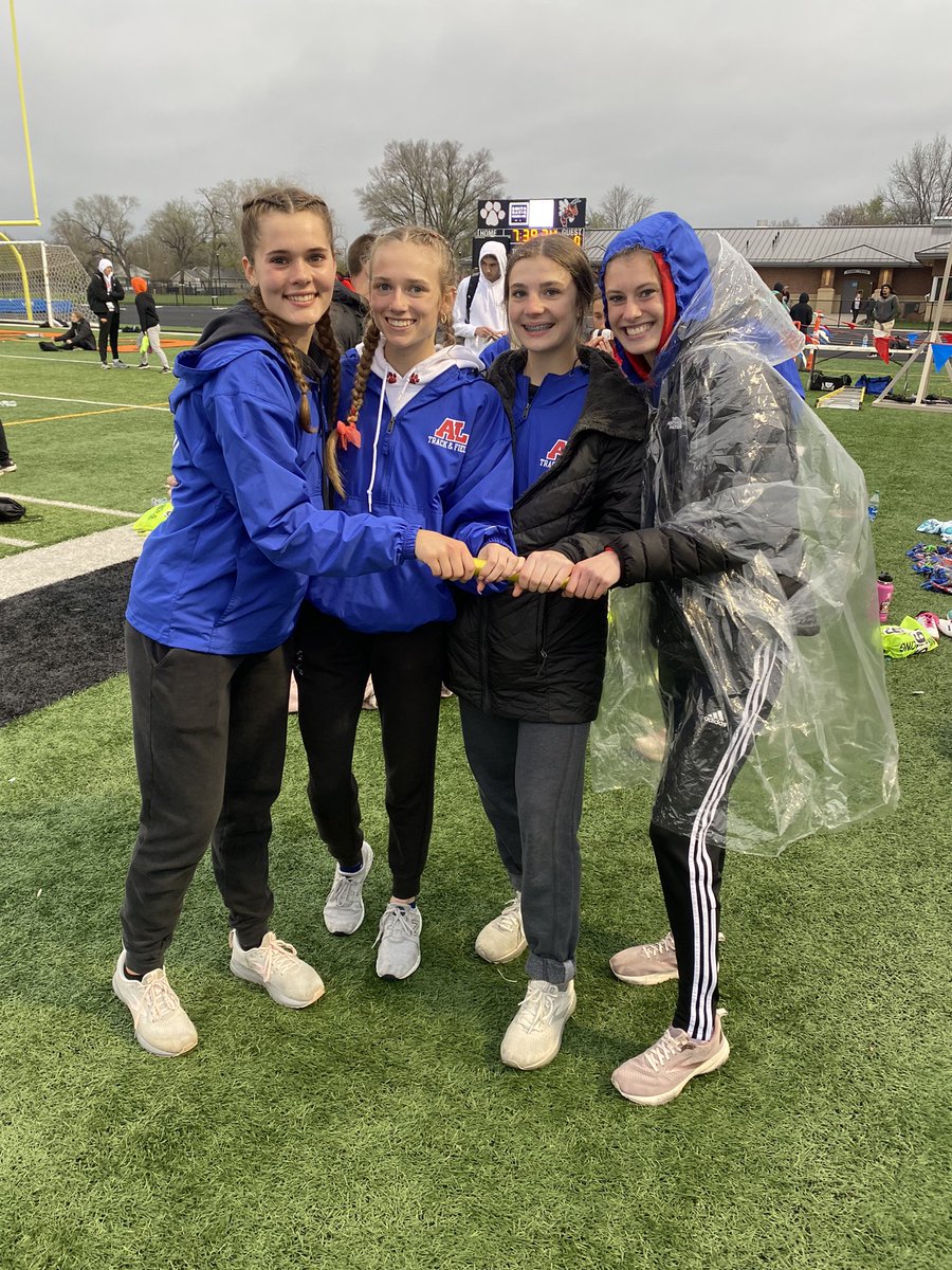 Congratulations to our amazing DMED CONFERENCE CHAMPS ! Outstanding quad - <a href="/abbylasale20/">Abby LaSale</a> <a href="/avaa_watkinss/">ava r watkins</a> <a href="/RauHutson/">Hutson Rau</a> <a href="/EmONeal12/">Emma O’Neal</a> 🥇🥇🥇🥇 <a href="/ALHSathletics/">Council Bluffs Abraham Lincoln Lynx</a>