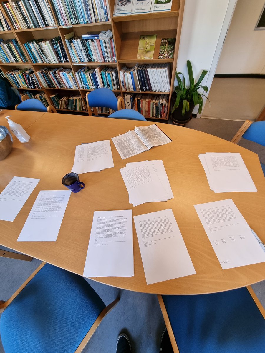 LealDutraCaio's tweet image. Ben and I finally assessed the 77 abstracts submitted to our symposium at #ESEB22. If you are joining ESEB don't miss the amazing invited talks on #Adaptation and #Evolution across ecological #gradients by @kathrin_rousk and @Marjo__S + 36 selected talks (across 10h symposium).