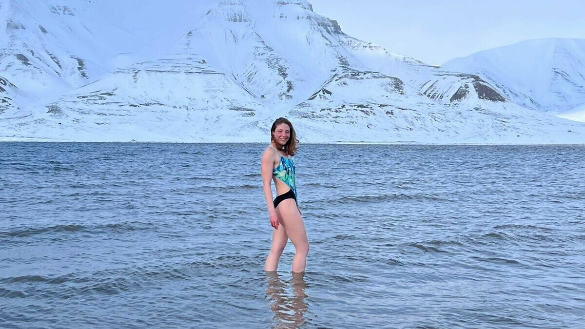 leparisiensport's tweet photo. Ice swimming : Marion Joffle, l’aventurière en eaux glacées de Lisieux, va maintenant traverser le Manche
➡️ https://t.co/LsVKcKVKnc https://t.co/mITQGeJrWp