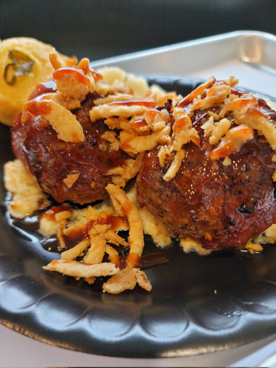 PitTakeBBQ's tweet photo. What the heck are #Moinks?!

Delicious is what they are and we have them today!  House Ground Brisket is filled with Pepper Jack Cheese, wrapped in Bacon and glazed with our Tangy Sauce! Served with Garlic Herb Mashed Potatoes and a piece of cornbread!! https://t.co/zfsc15OFYB