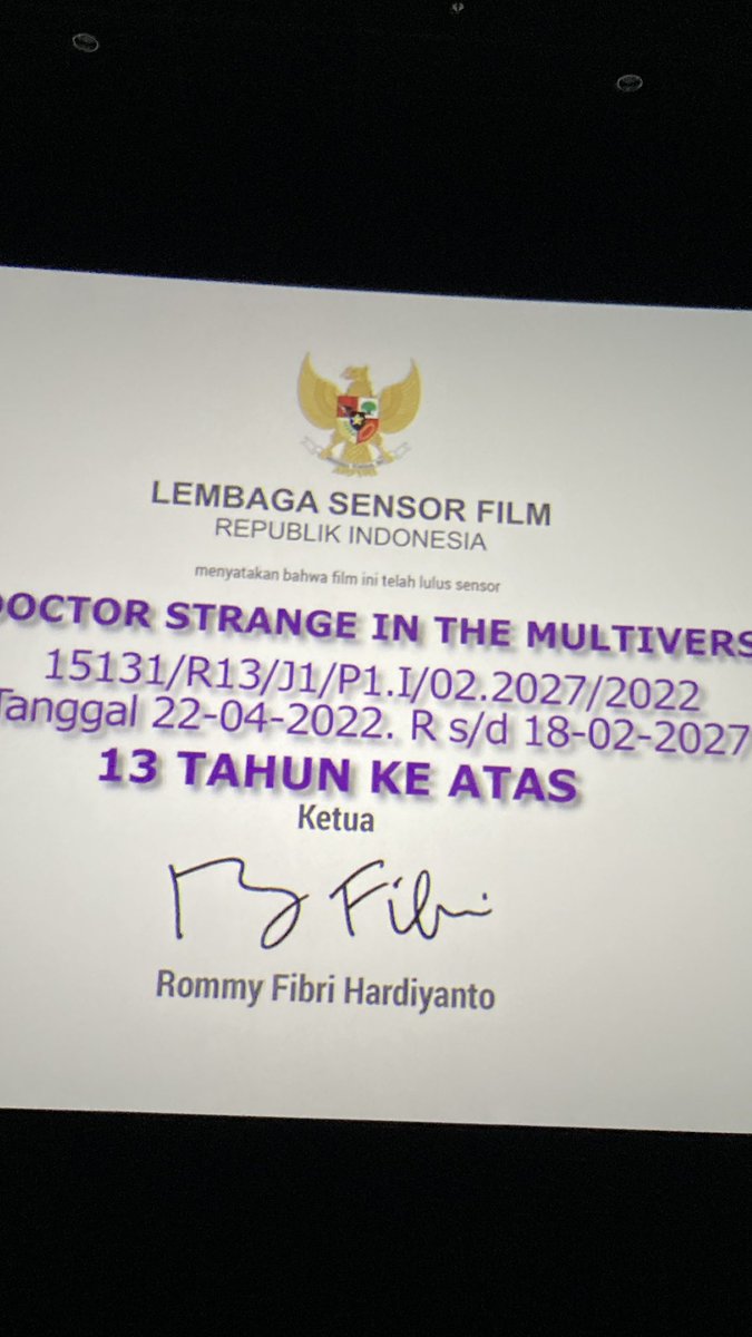 diesteesmith_'s tweet photo. : mba collectible ticketnya masih?
: udah habis kak
: lho sejak kapan mba?
: dr kmrn kak

😔✊🏼 https://t.co/UHrsqwASC4