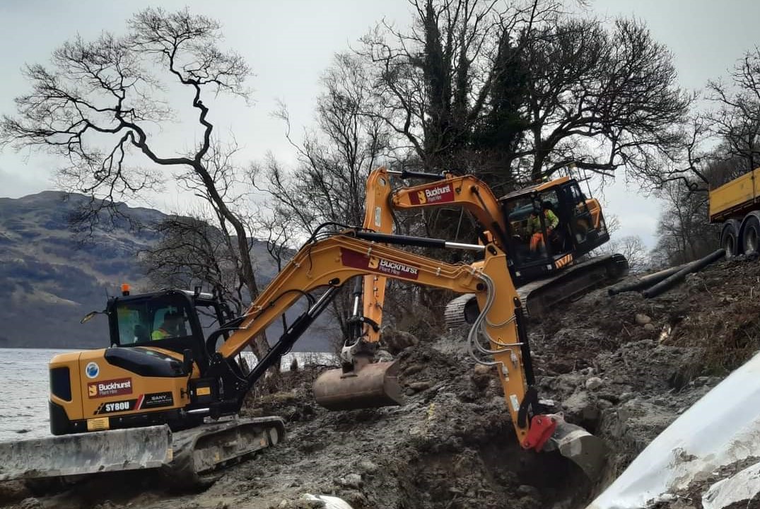 The perfect pair! Two SANY's working together for Buckhurst Plant Hire Limited on Scotland's west coast. Discover more  bit.ly/3yf6IKl

#sany #sanyrevolution #excavators