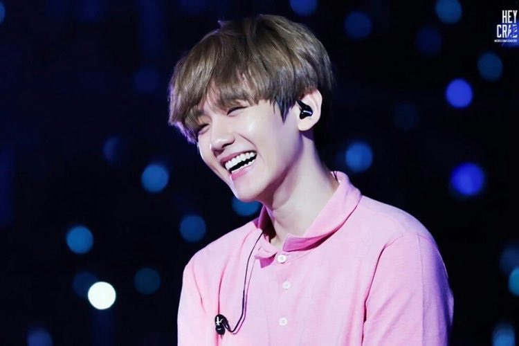 Byeon48's tweet photo. 우리 백현이 생일 너무 축하해♡
#터래기야_큥생일축하해_보내줘
#해피큥데이 
#HappyBaekhyunDay https://t.co/PznSJdBS7t