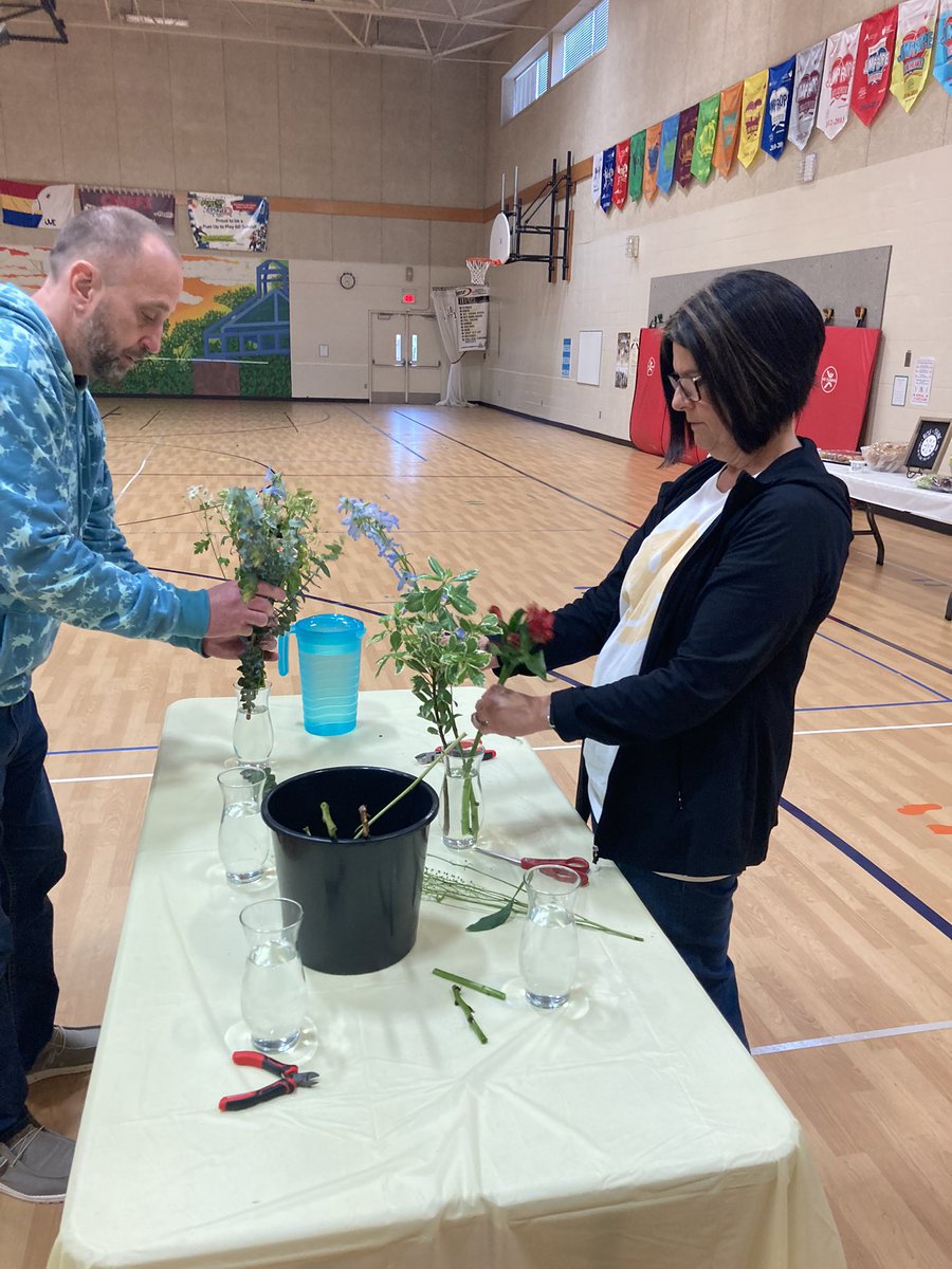 UWE staff enjoying bouquet building on the final day of Staff Appreciation Week.  #underwoodproud