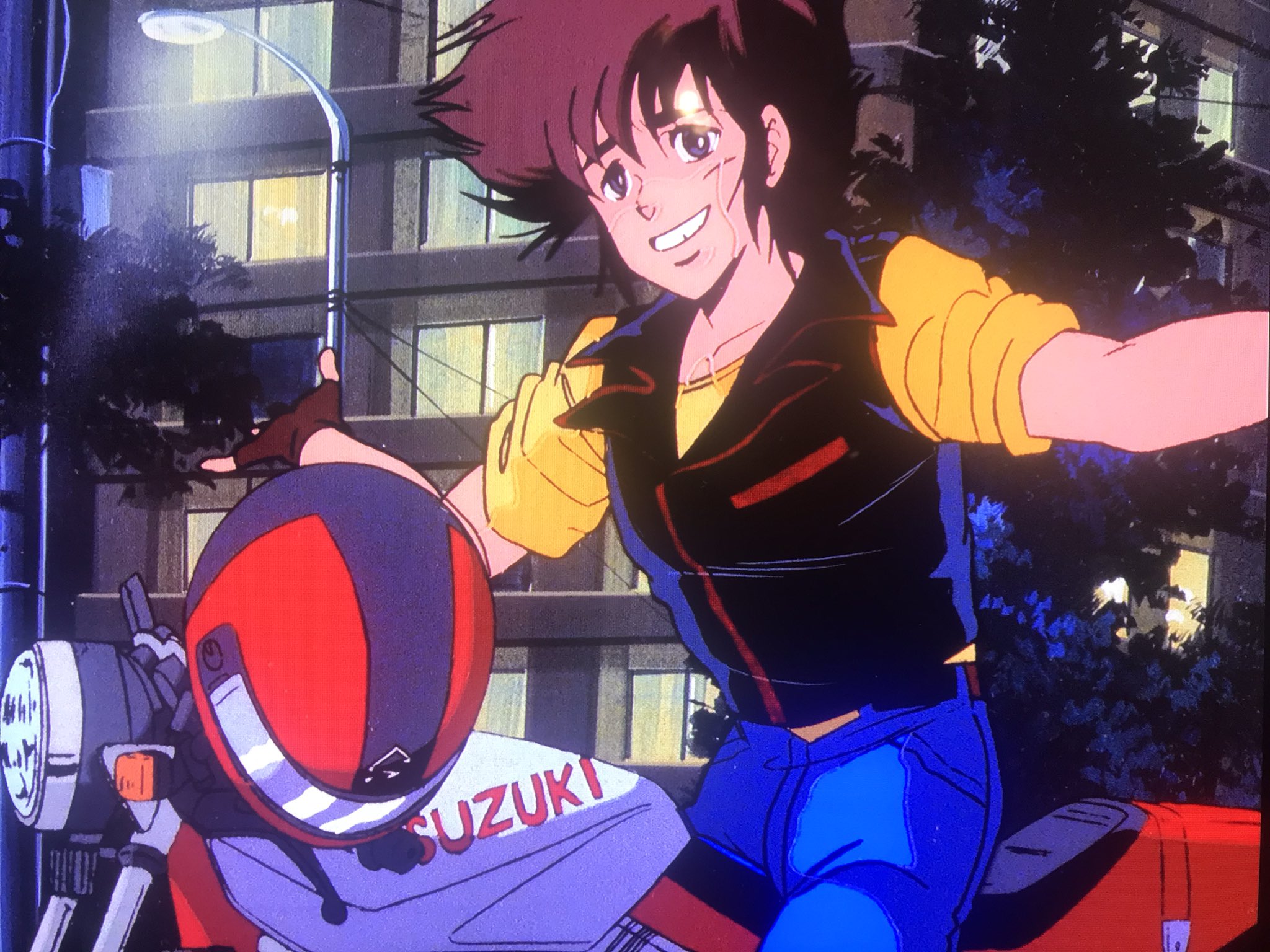 Gs650g改 Rt 40th Usangoro 国内版と海外版両方あるし 折角なので 画質の違いあるかな とちょっと比較してみた 画像1 2国内版 画像3 4海外版 特に違いはなさそう 全く同じに見えた メガゾーン23 80年代アニメ T Co 3upzls Twitter