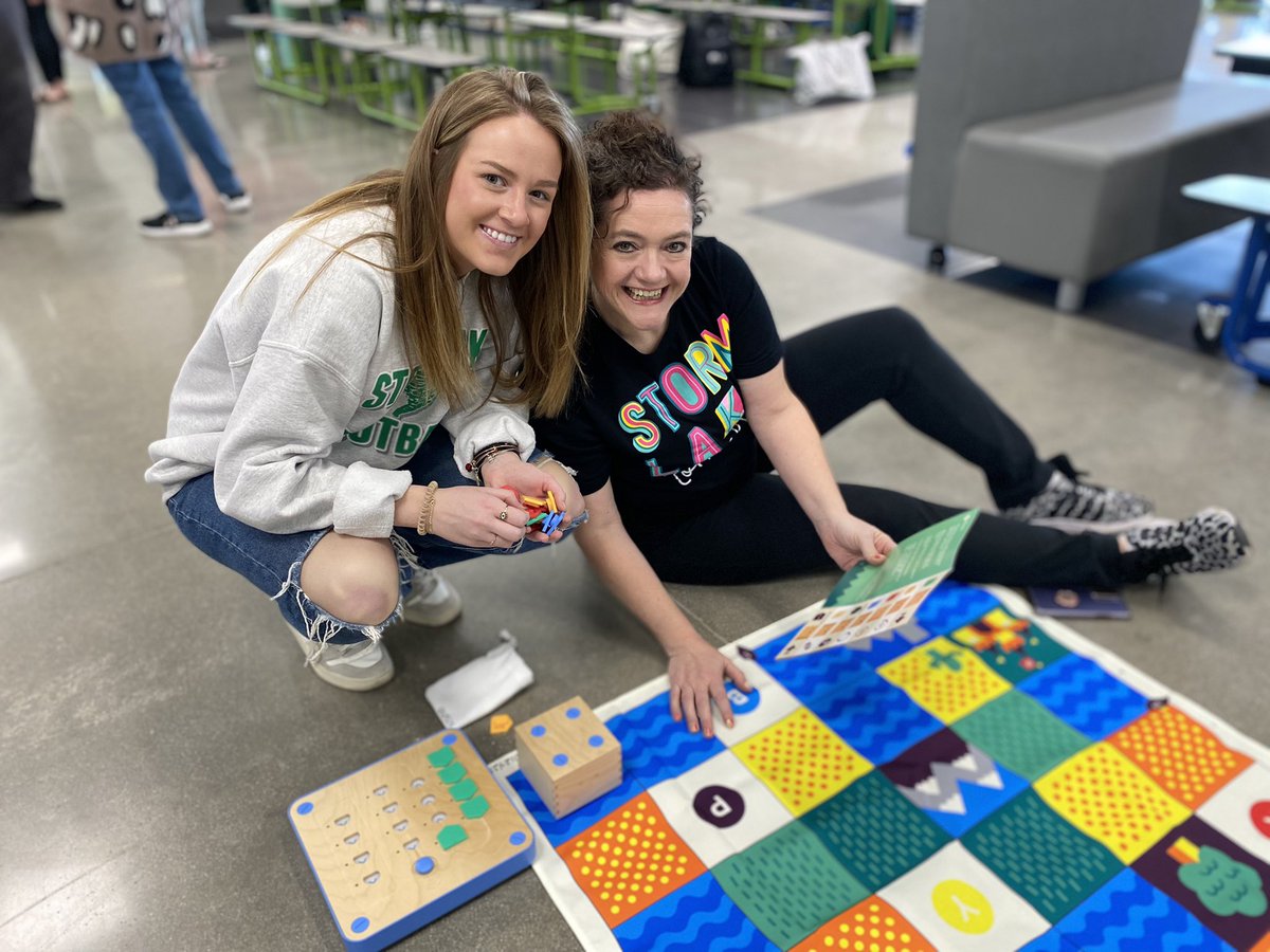 langebarb's tweet photo. Learning is fun! #PDdoneright Thanks to our computer science lead team for organizing out tech playground! @NWIowaSTEM @plaea https://t.co/tx5EGBXiL5