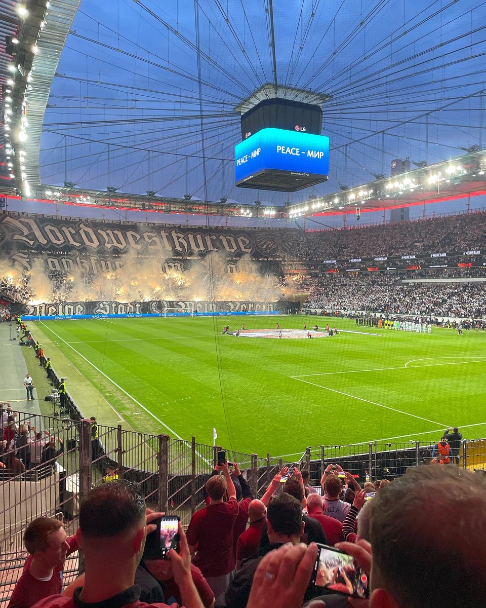 csinclairrr21's tweet photo. Another great trip. Shame about the result but it wasn’t our night!! Proud of this team though … COYI ⚒☀️🍺 https://t.co/8PedRNA76D