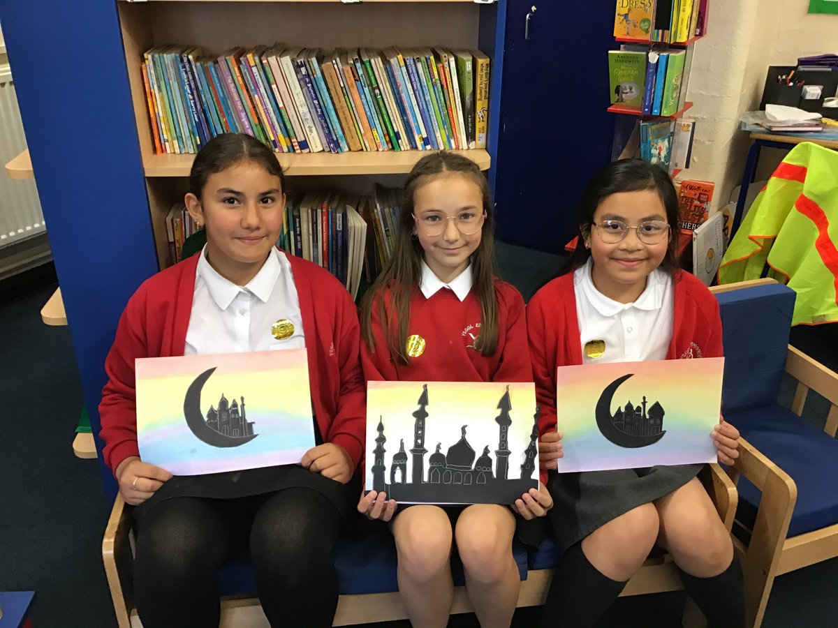 Da iawn to Charlee, Harley, Nevaeh, Azra, Ava &amp; Yani for for creating these amazing silhouette pictures of Ramadan 🌟