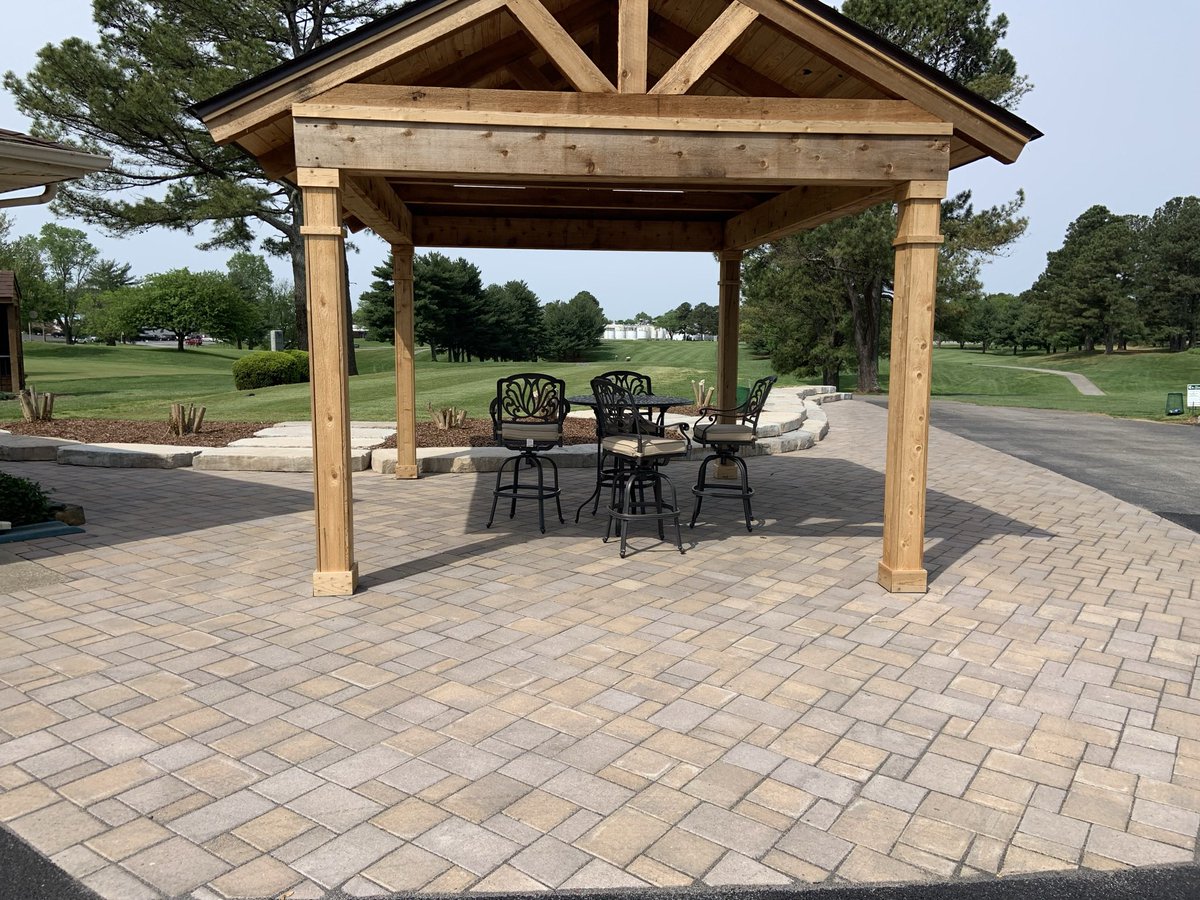 FCCGOLFCOURSE's tweet photo. 1 and 10 tee Hardscape project complete! https://t.co/BTyILgLJBC