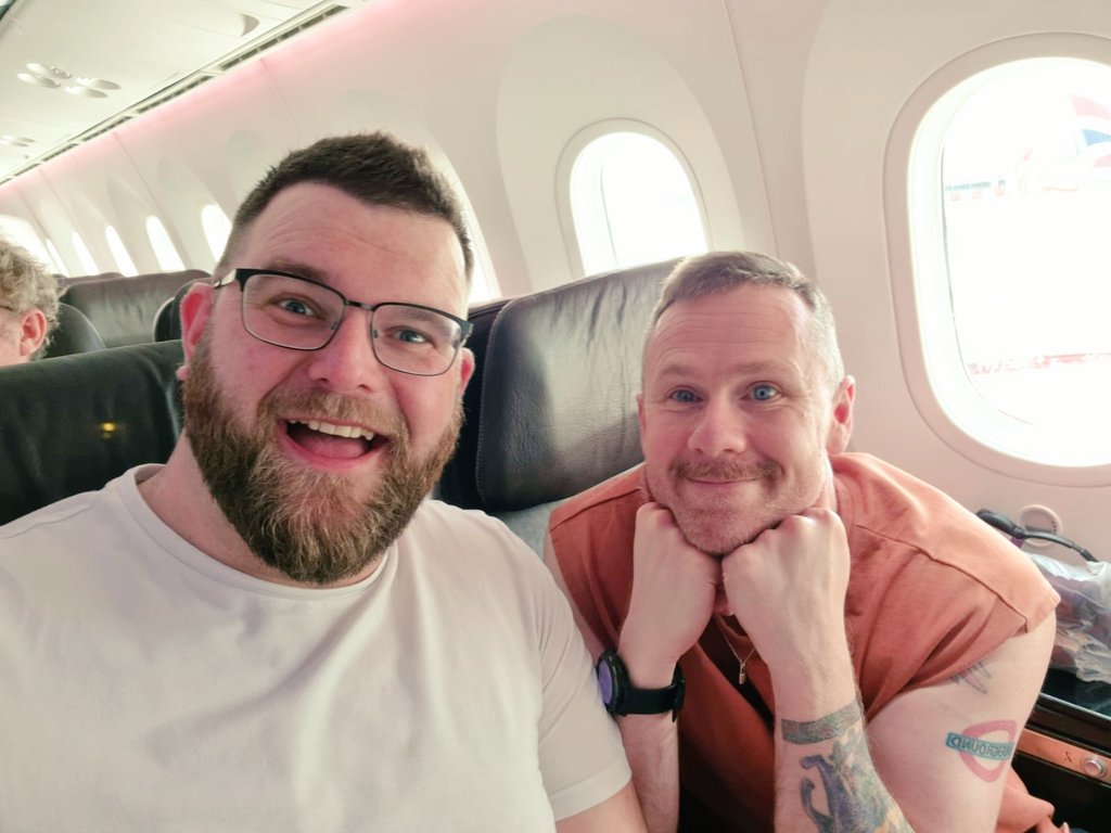 mattymedlyn's tweet photo. Byeeeeeee everyone! #nextstopvegas https://t.co/a9XYt27d3o